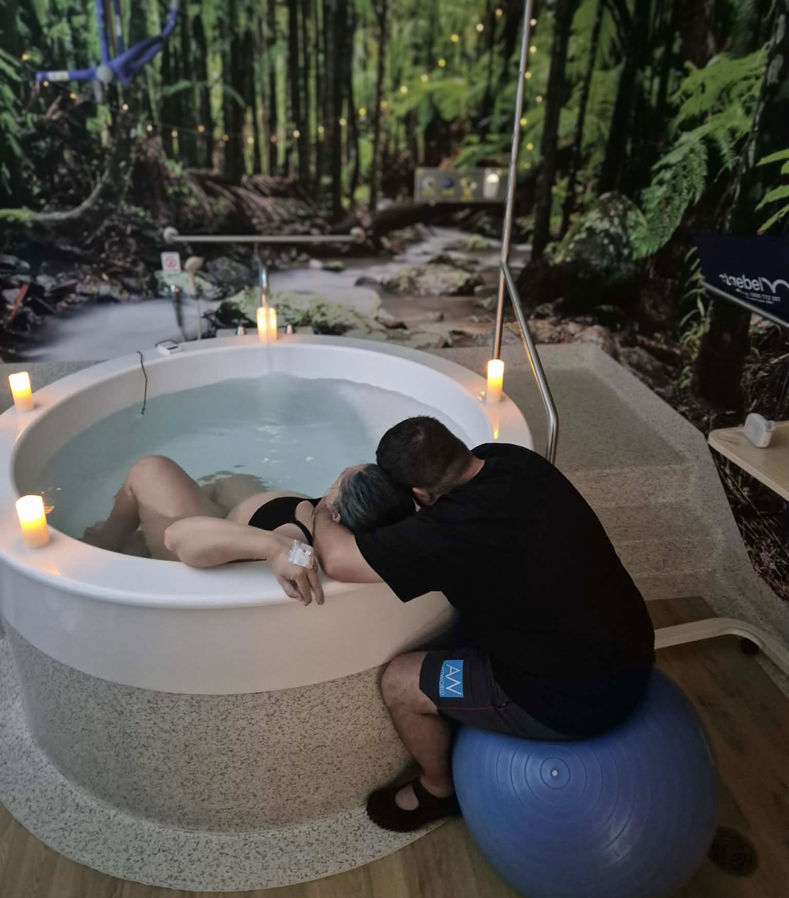 Ebeth and her husband during her water birth 